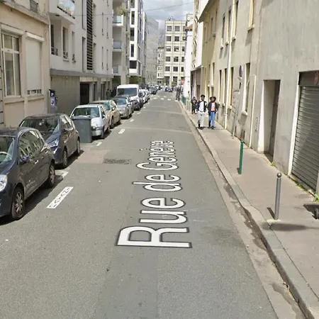 Sixième * Lyon